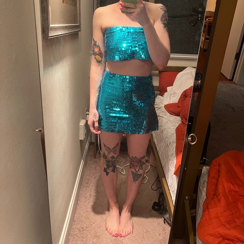 XS Sequin Mini Skirt Set